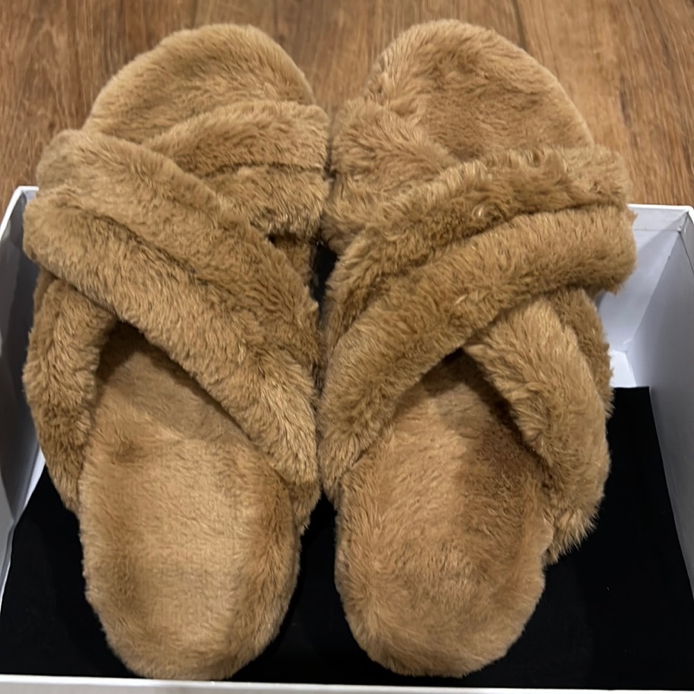 Anine Bing Lizzie Slides in Camel Faux Fur